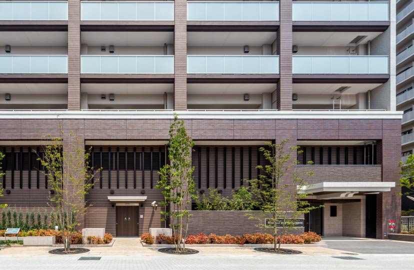 ヌーヴェルワイズ灘駅前