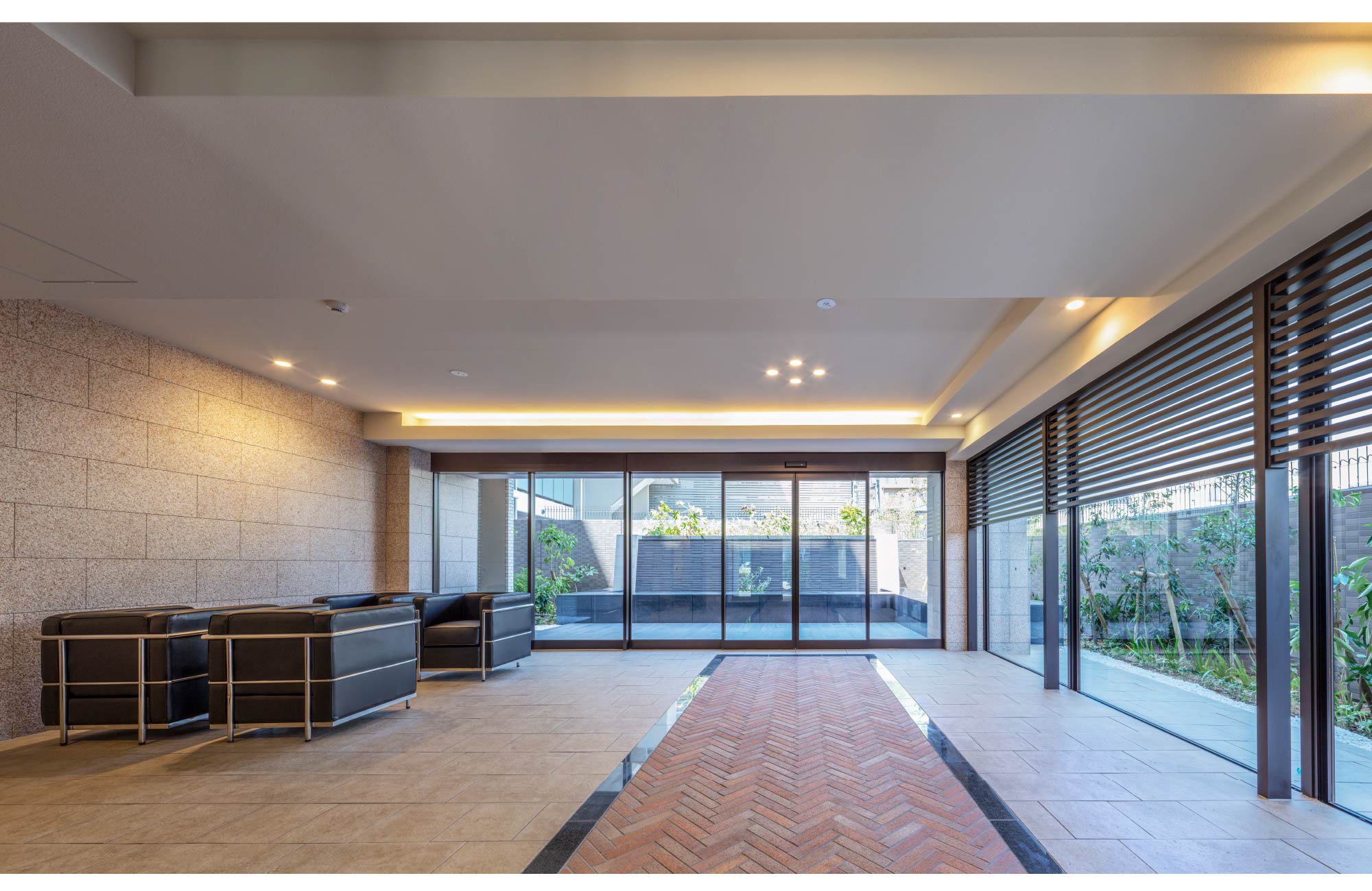 エントランスホール