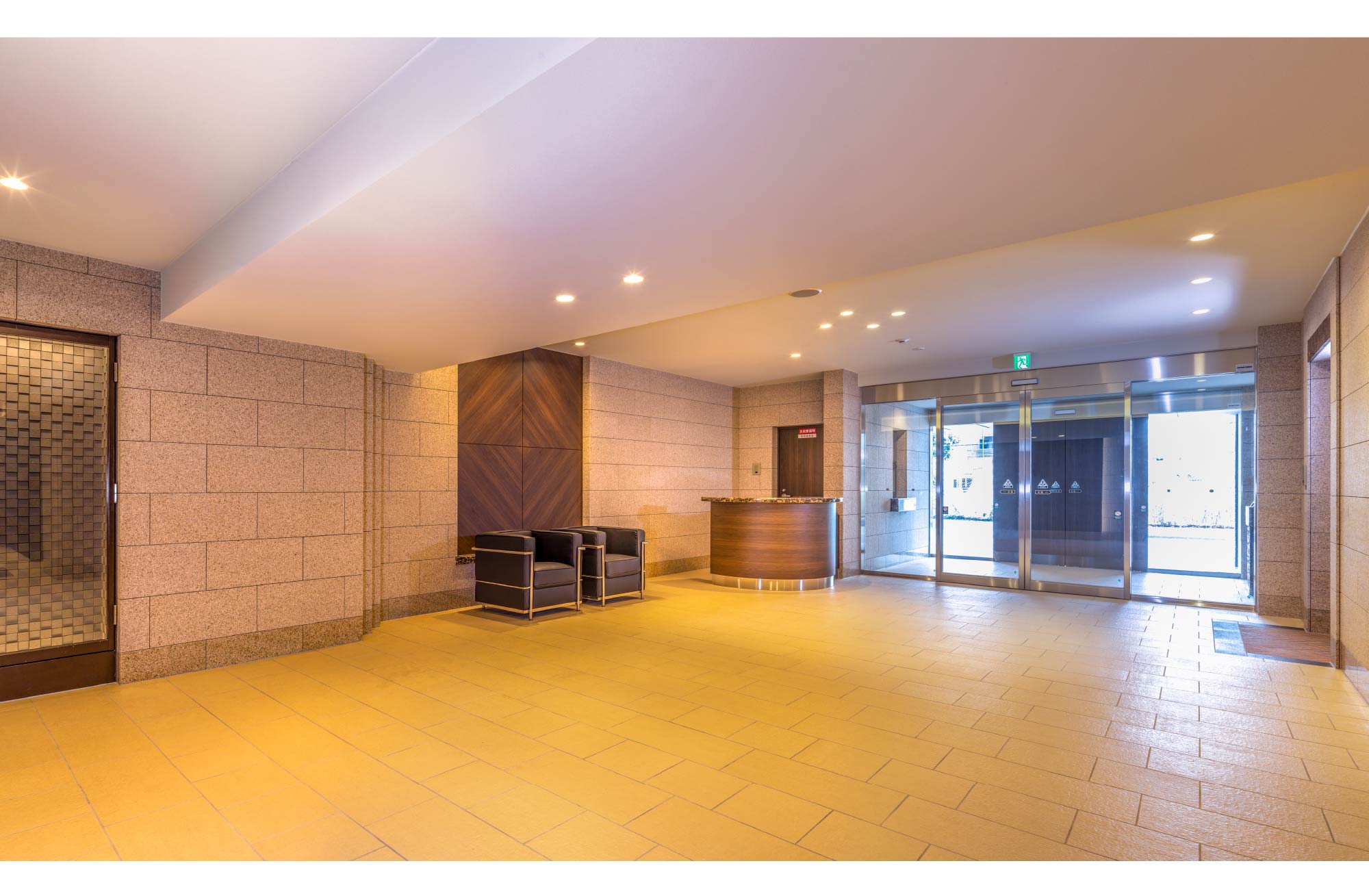 エントランスホール