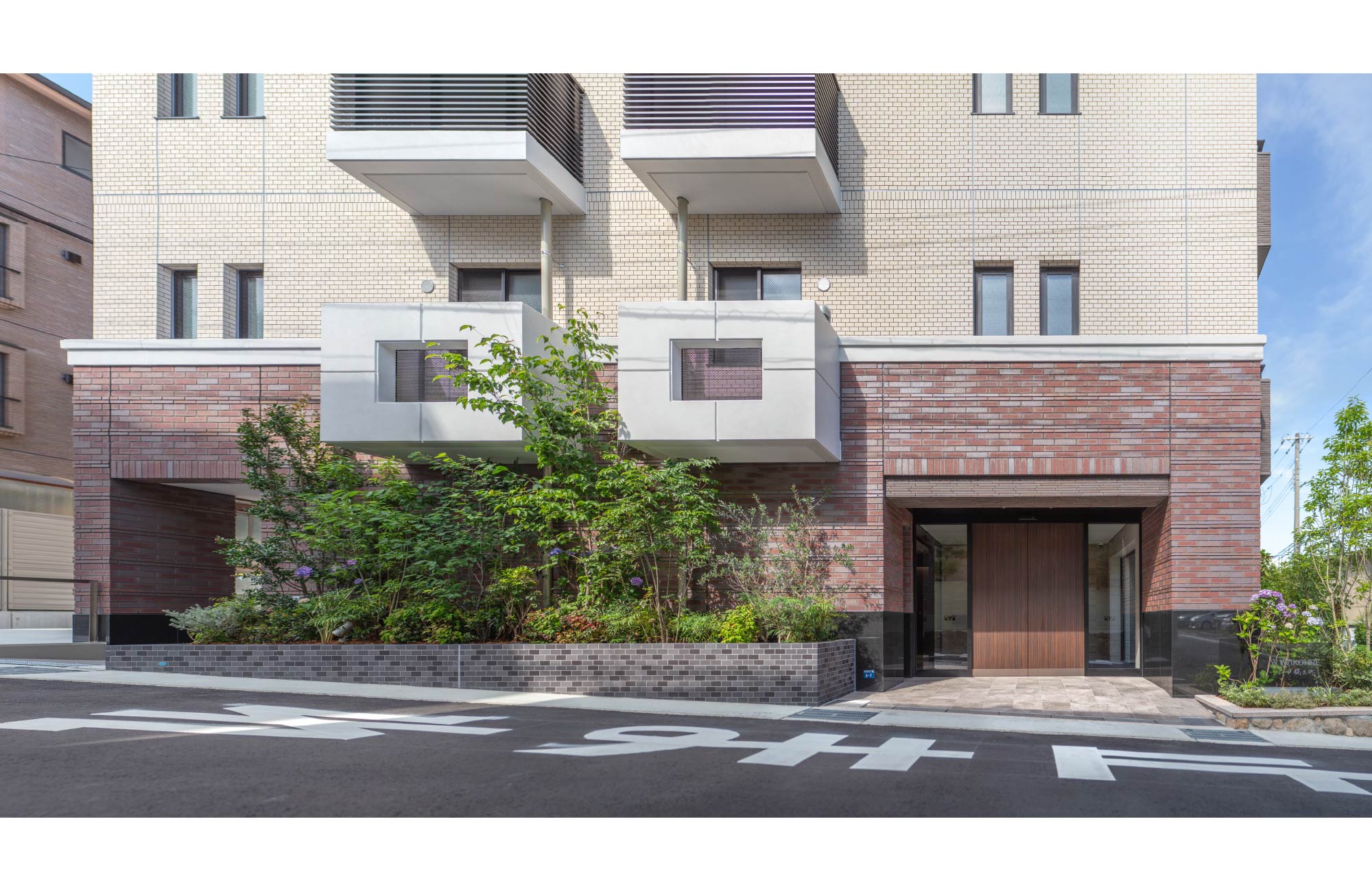 エントランスアプローチ